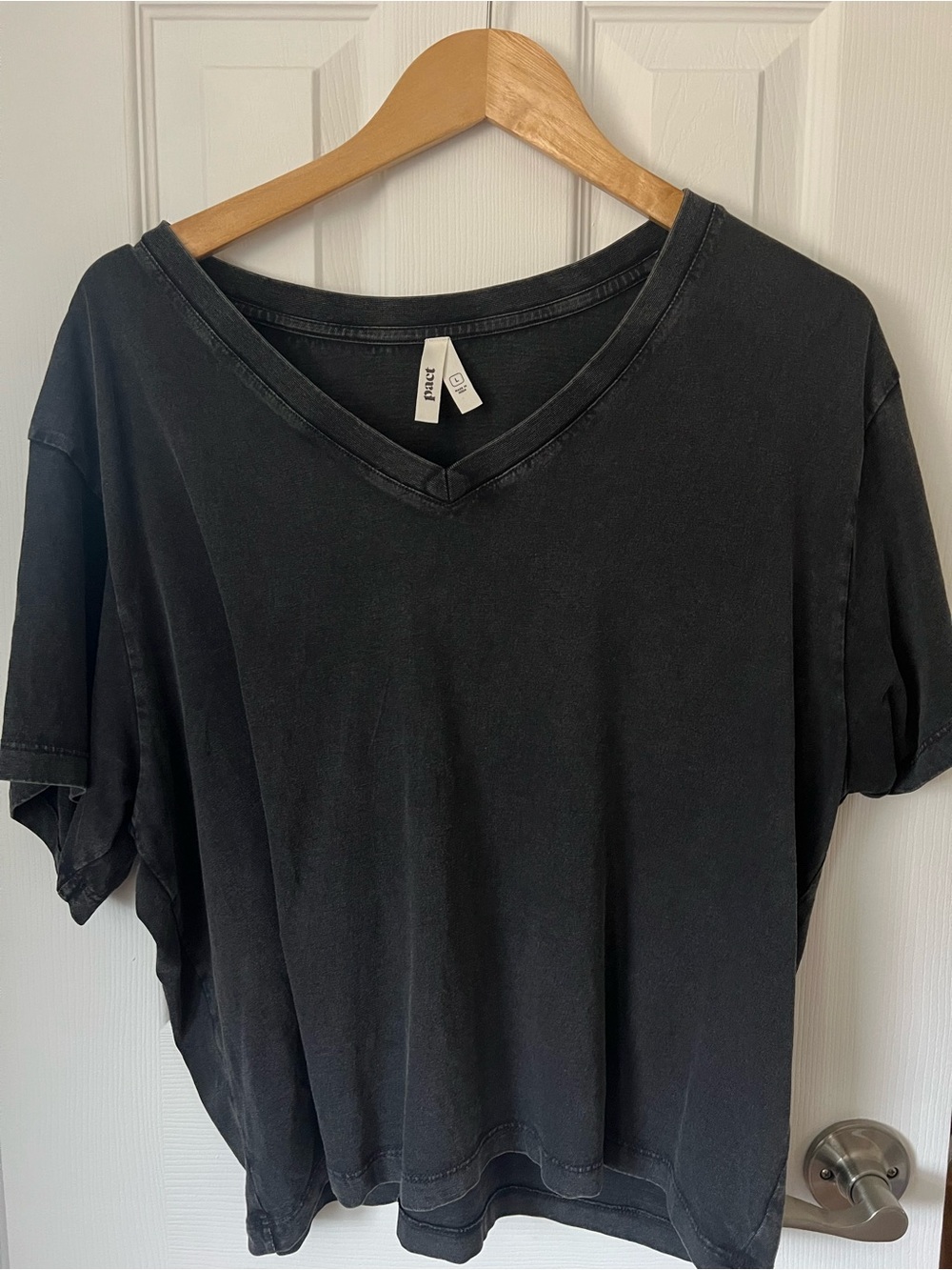 Women's Washed Black Vintage Jersey V-Neck Tee XL
